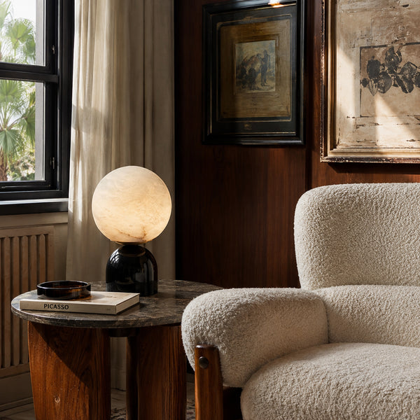 Auvora Globe Table Lamp 3