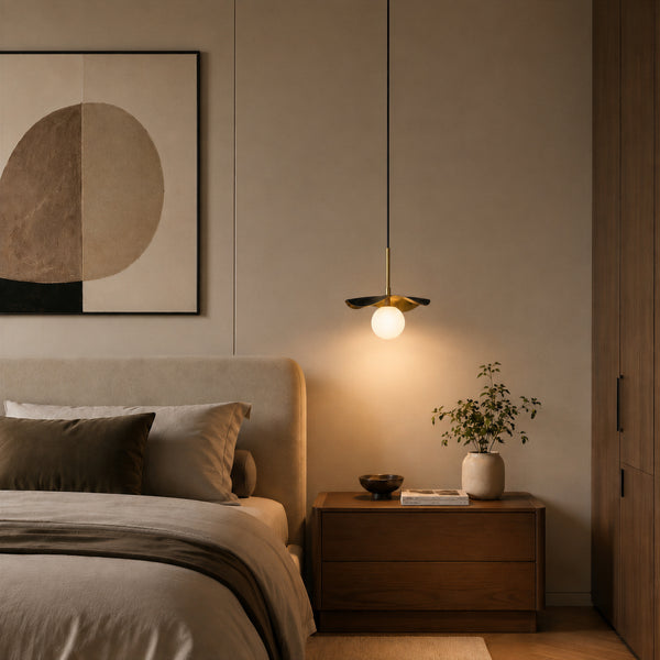 Nerwyn Alabaster Petal Pendant Light 2