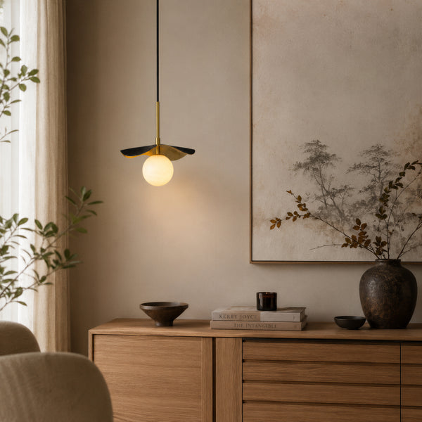 Nerwyn Alabaster Petal Pendant Light 4