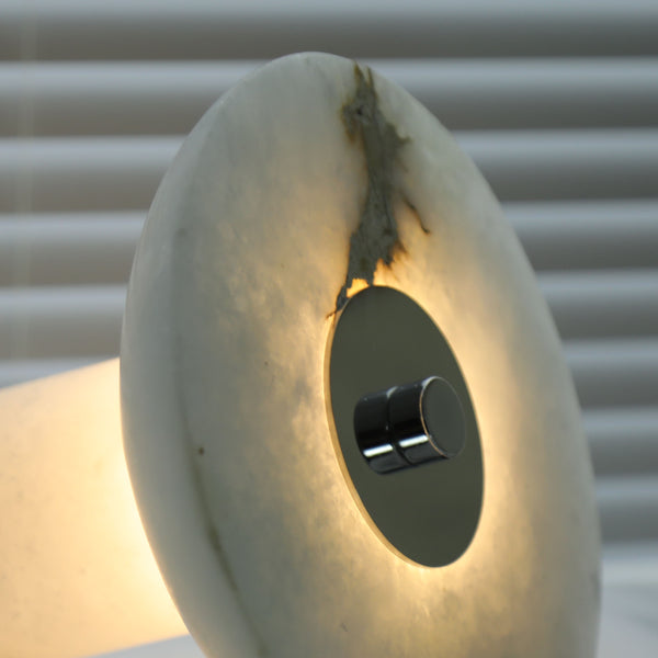Vesdrin Alabaster Table Lamp 1